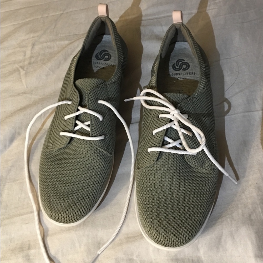 Clark’s cloud steppers olive